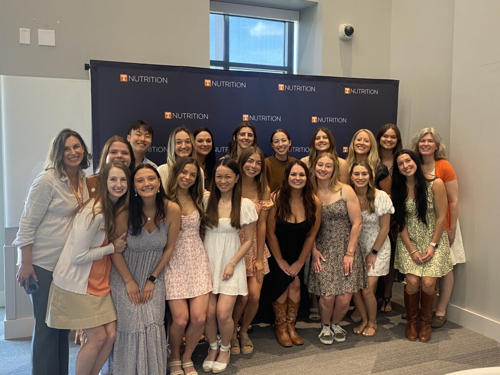 2025 Graduating Class and Clinical Nutrition & Dietetic Faculty