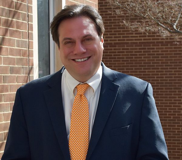 Dr. David Cihak head photograph