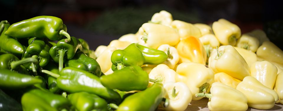 Yellow & green peppers image